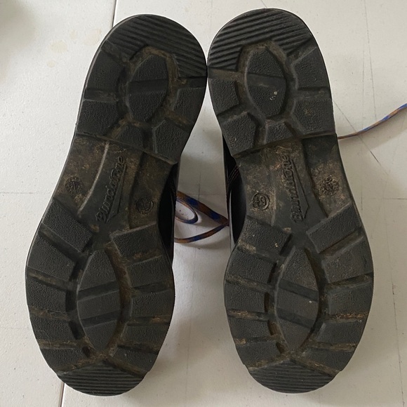 Blundstone Burgundy Distressed Lace Up 2220 W 9.5, AU 6.5 - Picture 6 of 8